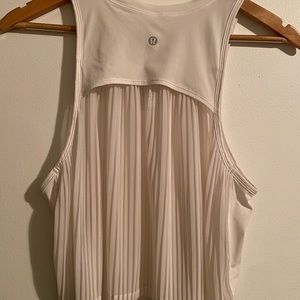 Lululemon tank